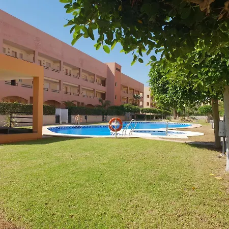 Apartment Paraiso: Beachfront Penthouse With Private Rooftop Pool
