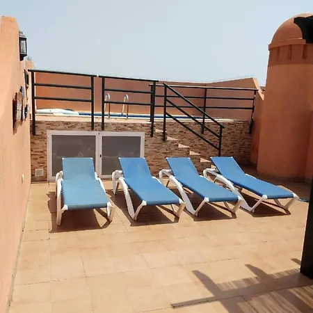 Paraiso: Beachfront Penthouse With Private Rooftop Pool * Vera