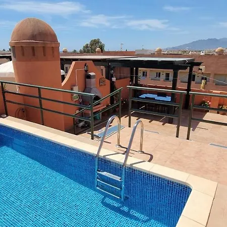 Paraiso: Beachfront Penthouse With Private Rooftop Pool * Vera