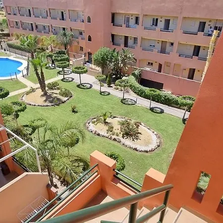 Paraiso: Beachfront Penthouse With Private Rooftop Pool