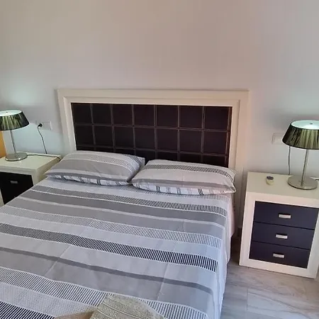 Paraiso: Beachfront Penthouse With Private Rooftop Pool * Vera